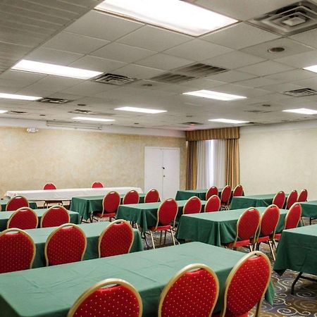 Quality Inn & Suites Gulf Breeze Bayside Near Pensacola Beach Экстерьер фото