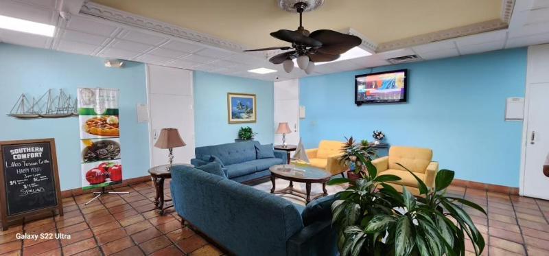 Quality Inn & Suites Gulf Breeze Bayside Near Pensacola Beach Экстерьер фото