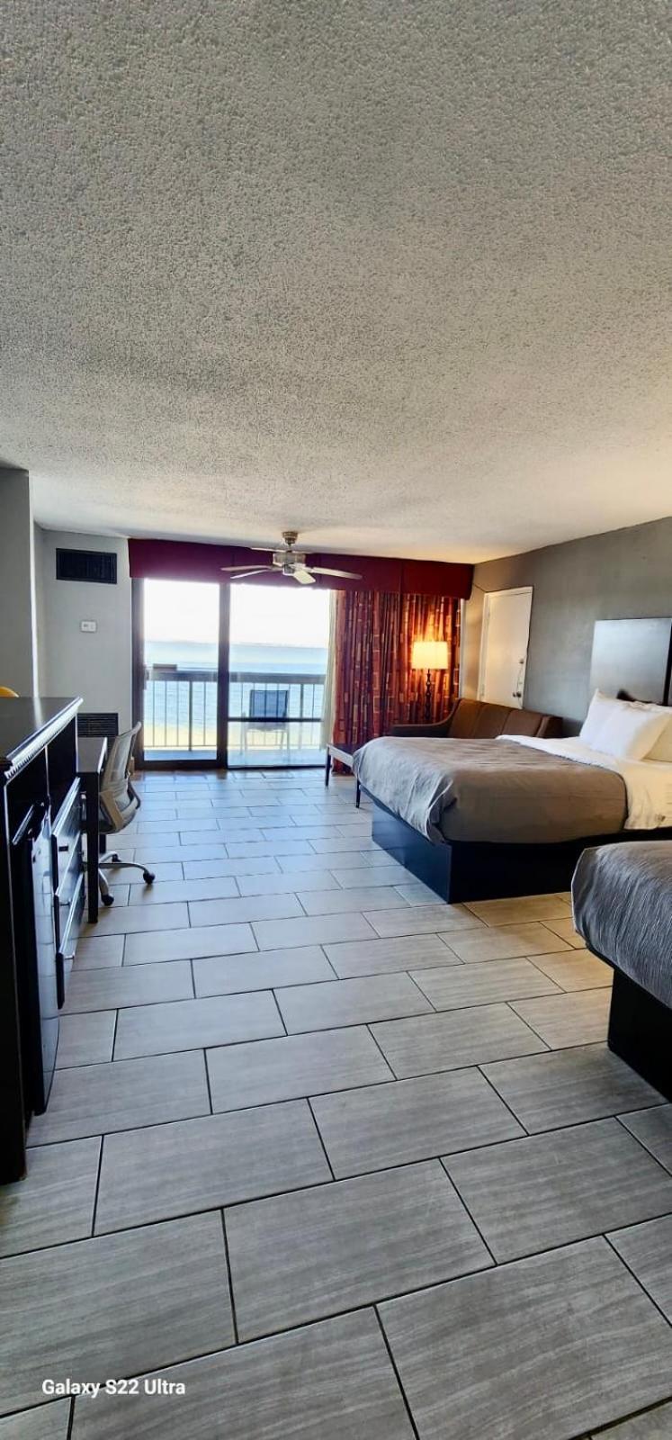 Quality Inn & Suites Gulf Breeze Bayside Near Pensacola Beach Экстерьер фото